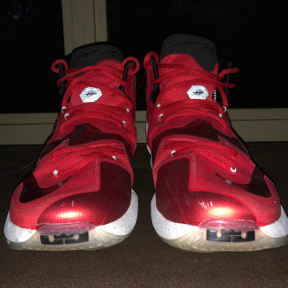 Lebron 13 “On court”
